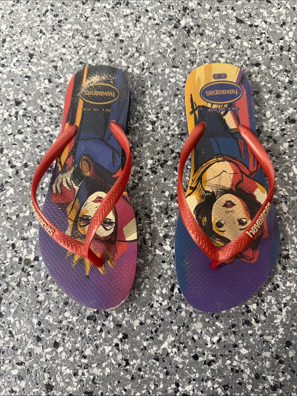 Havaianas Snow White Red Strap Multicolor Graphic Flip Flops